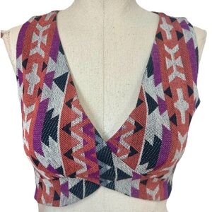 Blush Boutique Aztec Textured Print Zip Back Fitted Crop Top